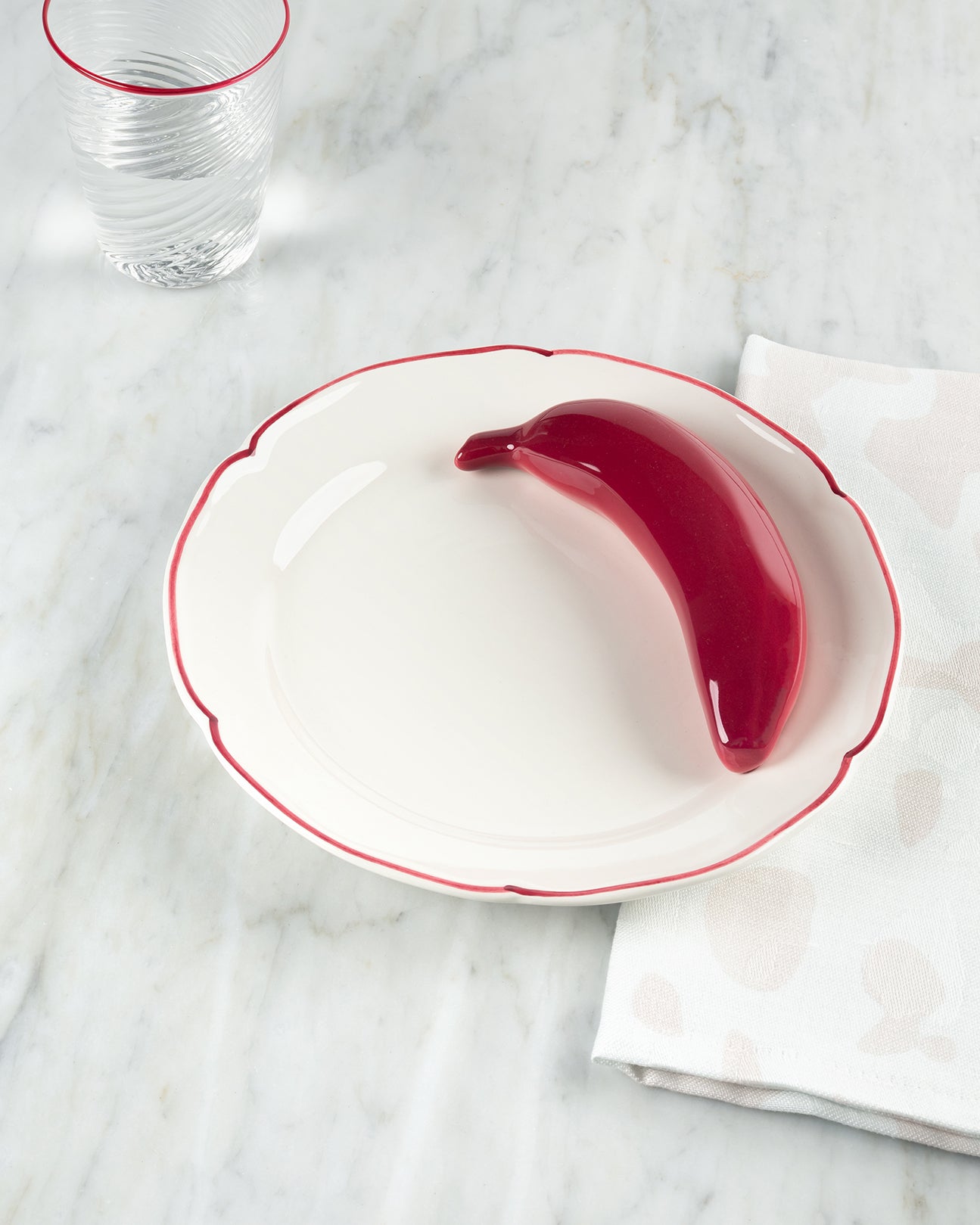 VIOLET BANANA DESSERT PLATE