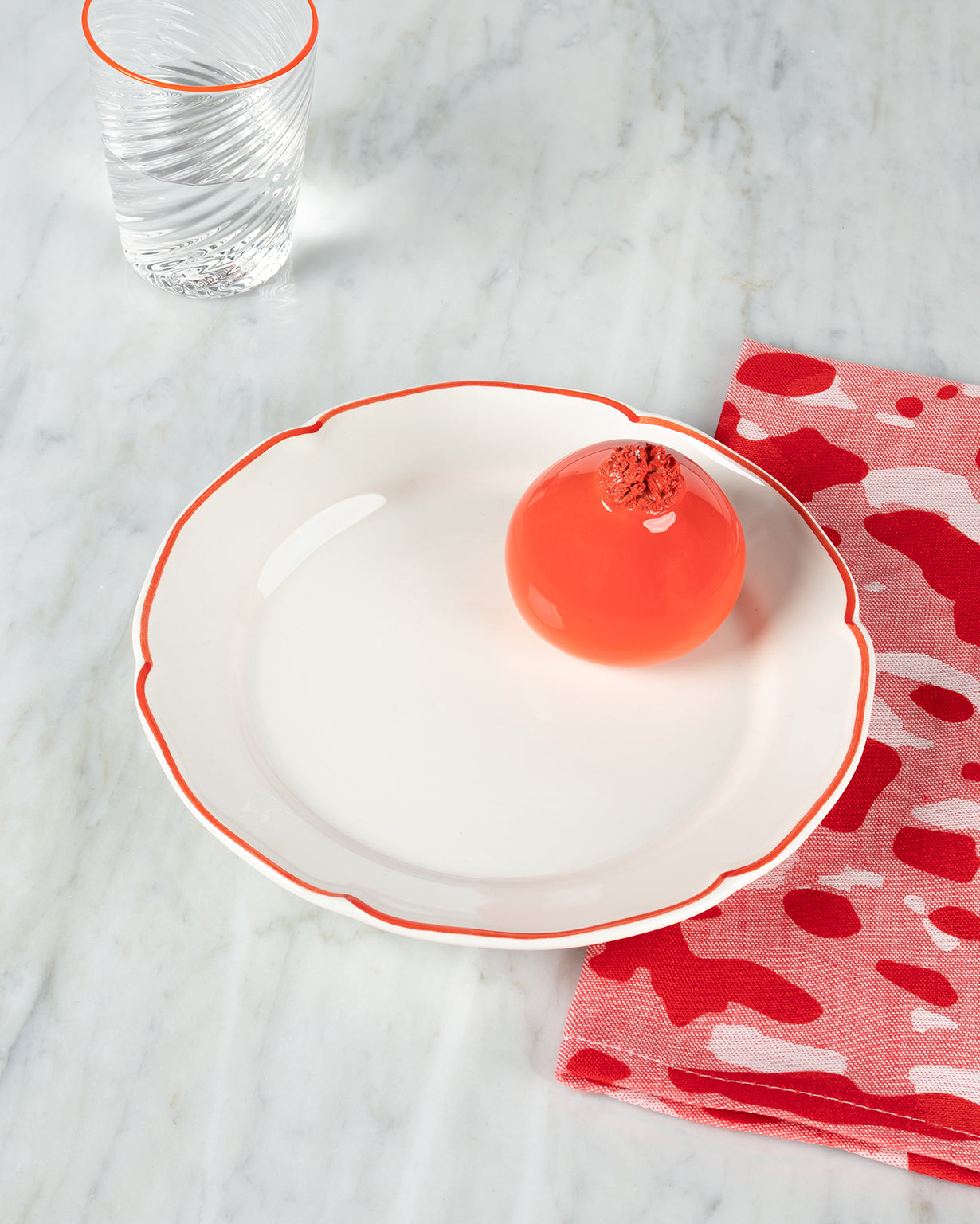 RED ONION DESSERT PLATE