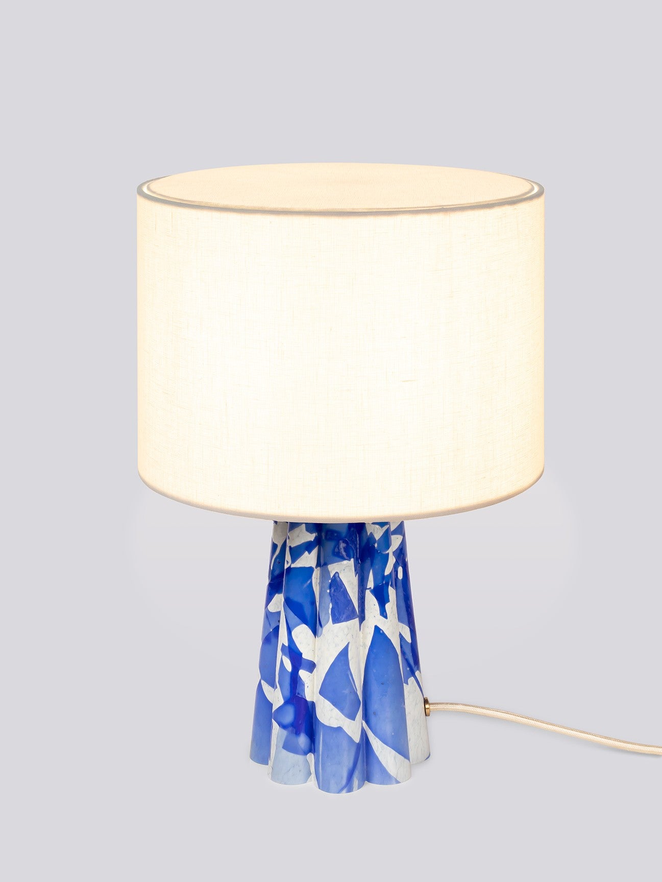 BLUE LAMP / LINEN