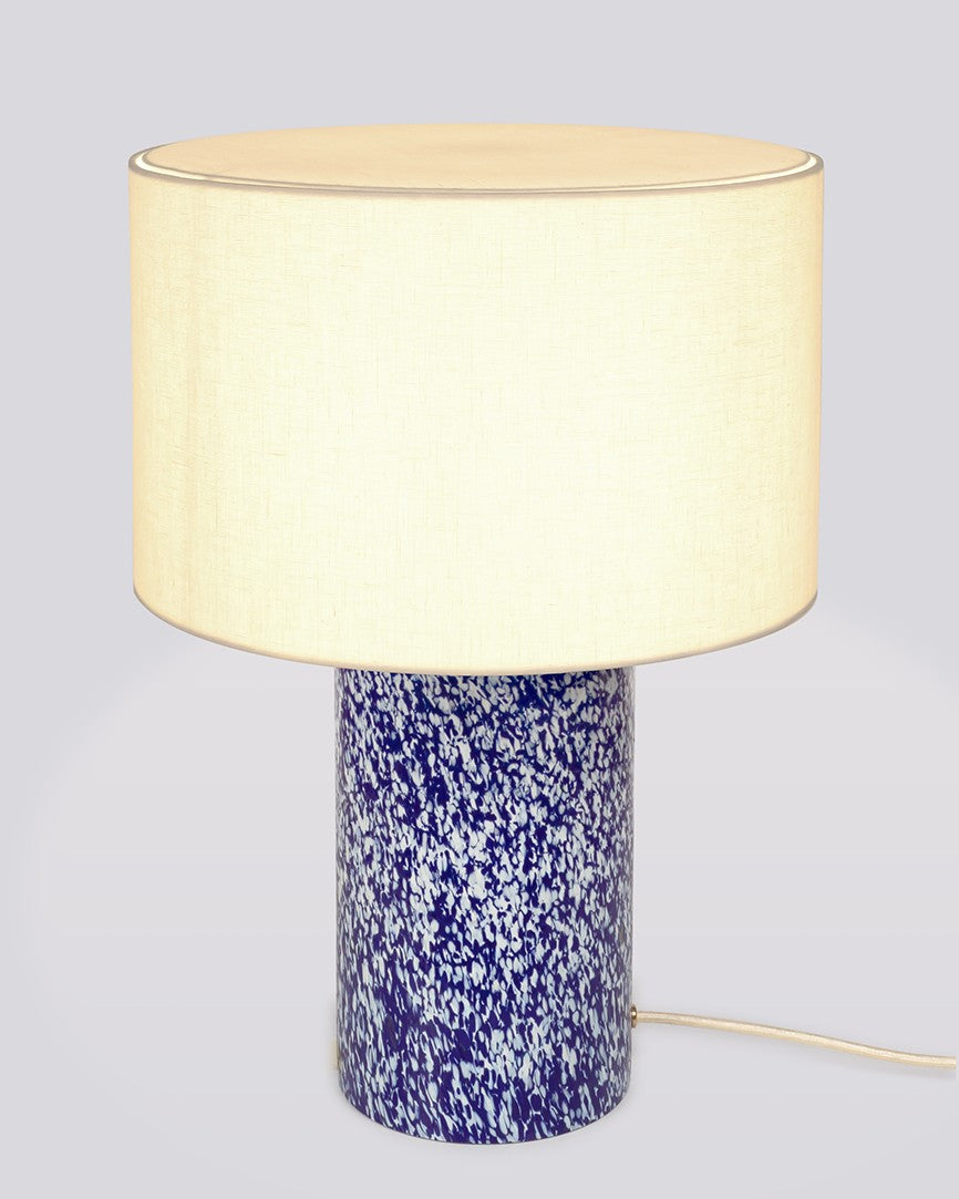 BLUE & IVORY LAMP / LINEN