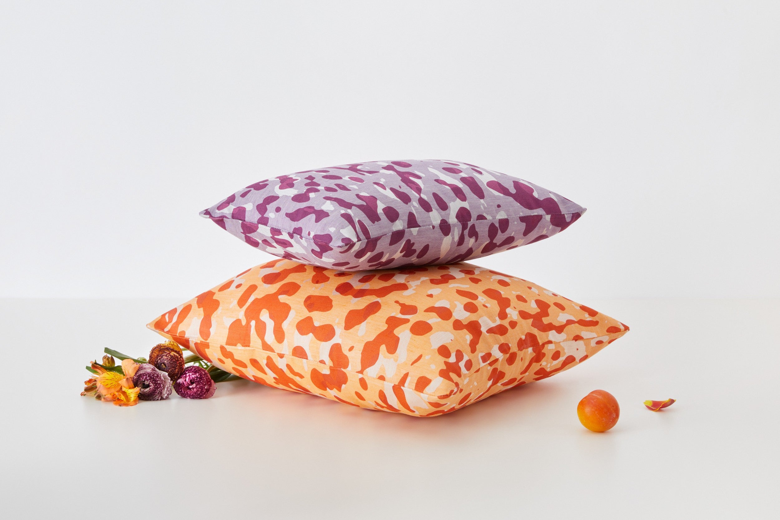 PLUM CUSHION