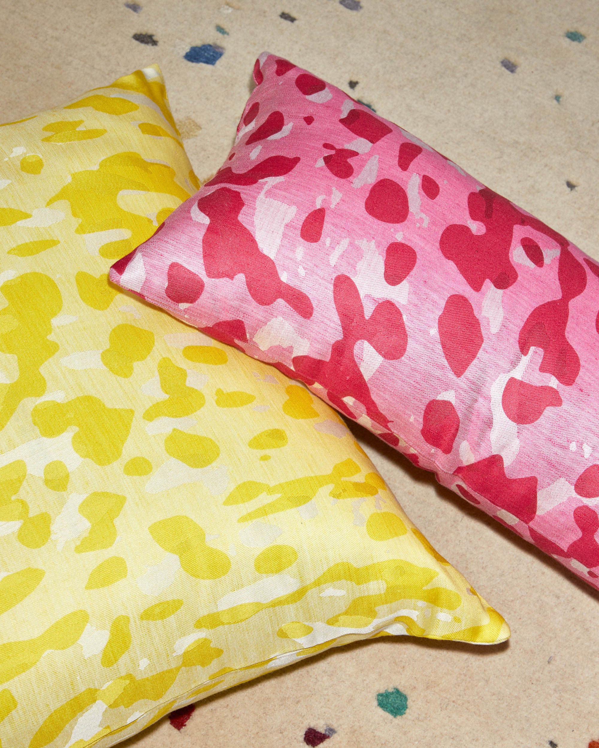 PINEAPPLE CUSHION