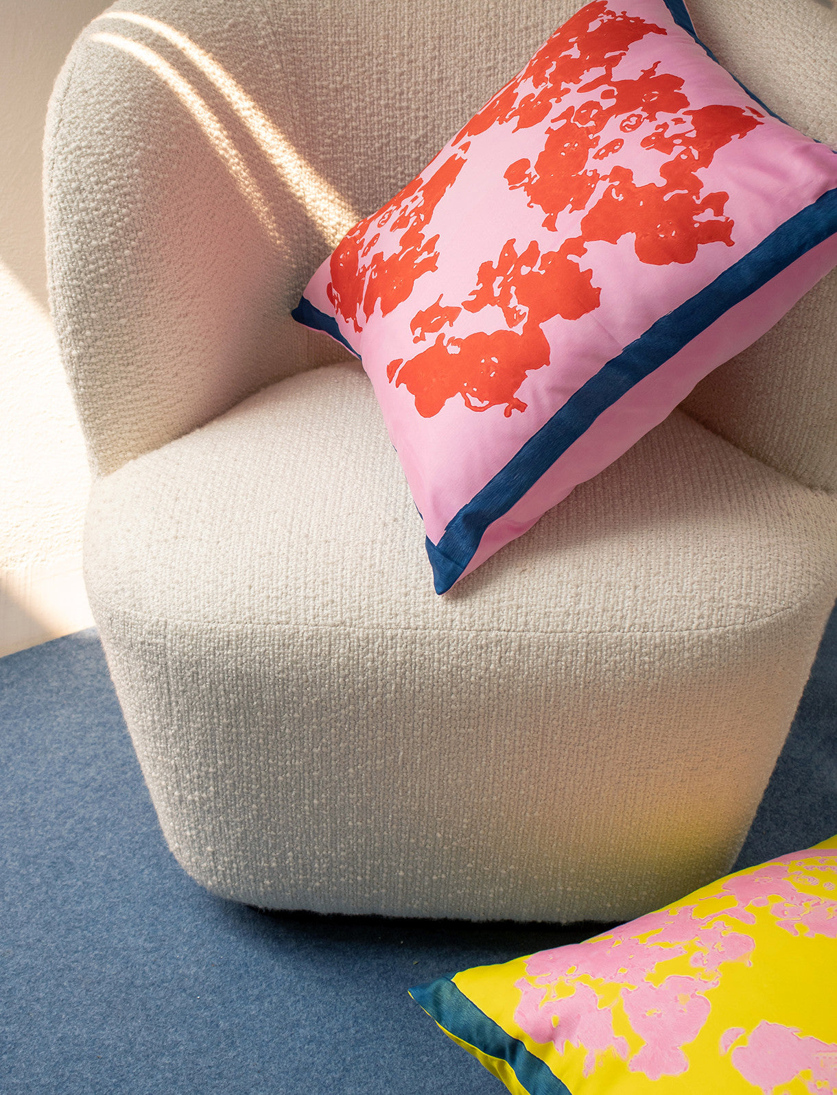 PINK & CORAL CUSHION