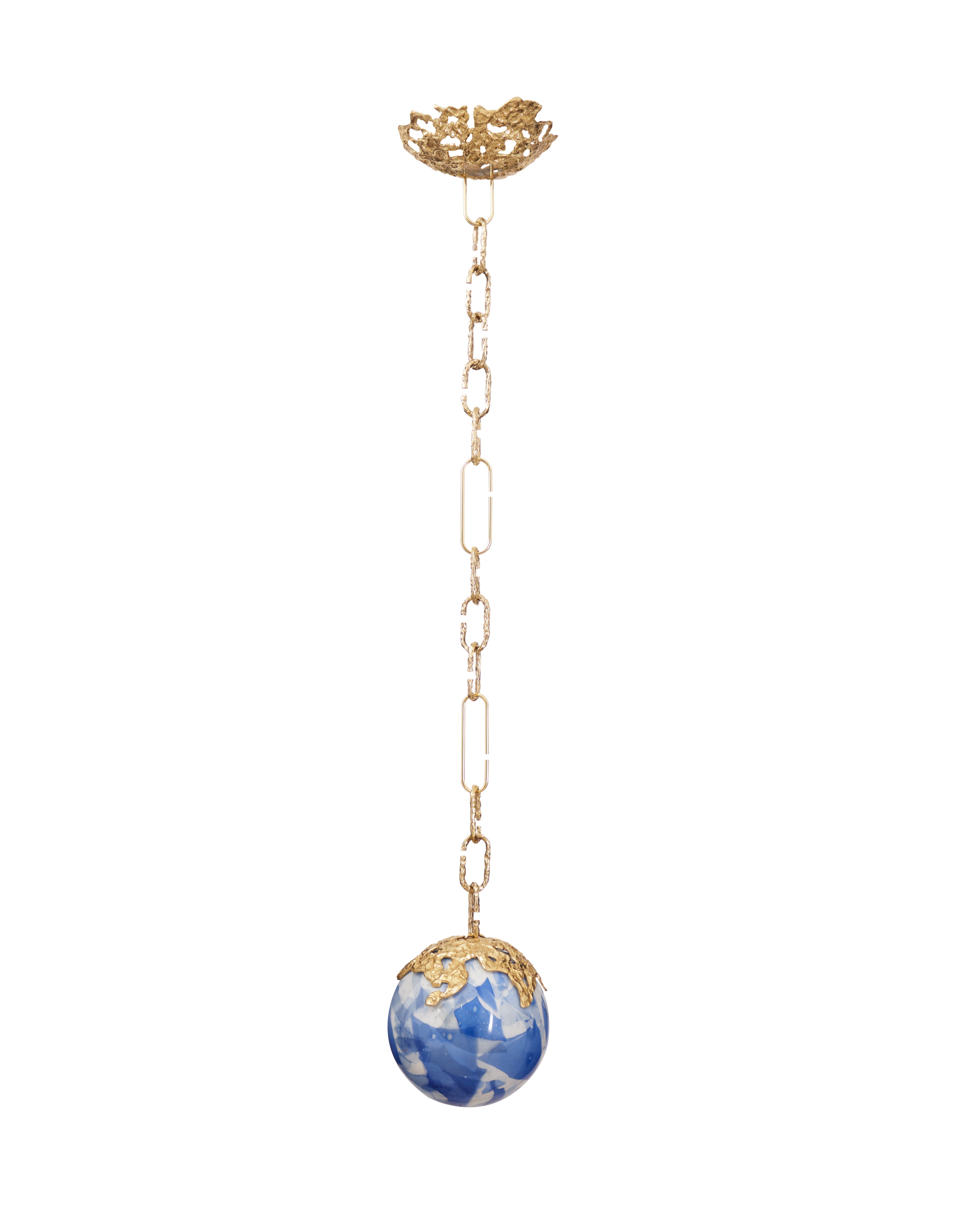 LAPIS BROKEN CHARM - single globe