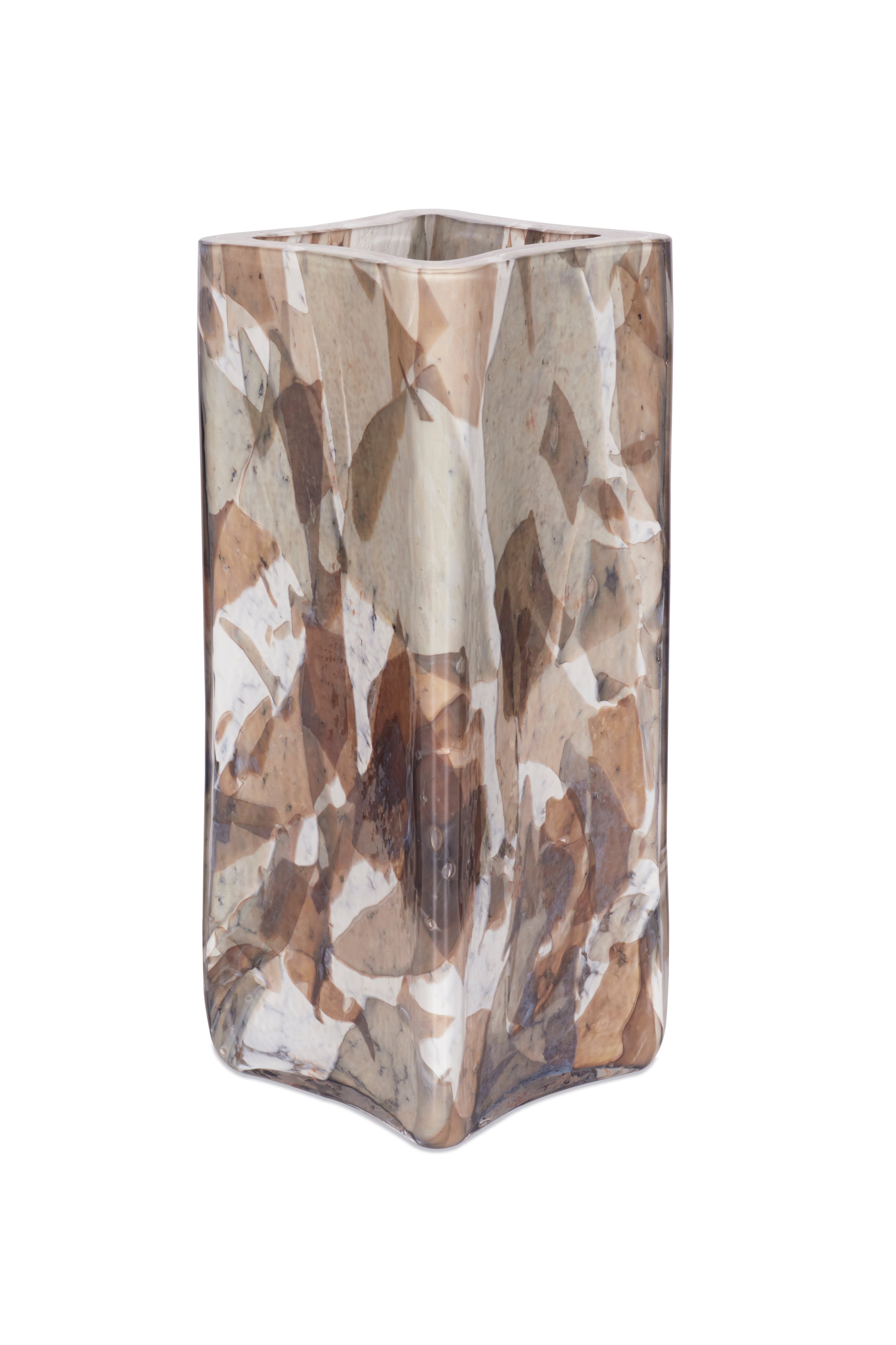 GRAY CUBE BUCKET VASE