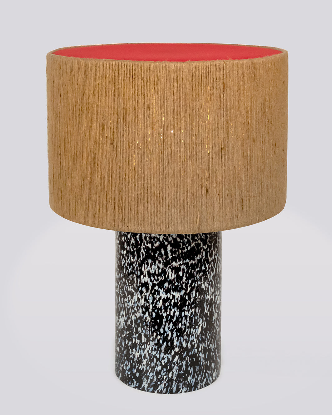 BLACK & WHITE PILLAR LAMP / ROPE
