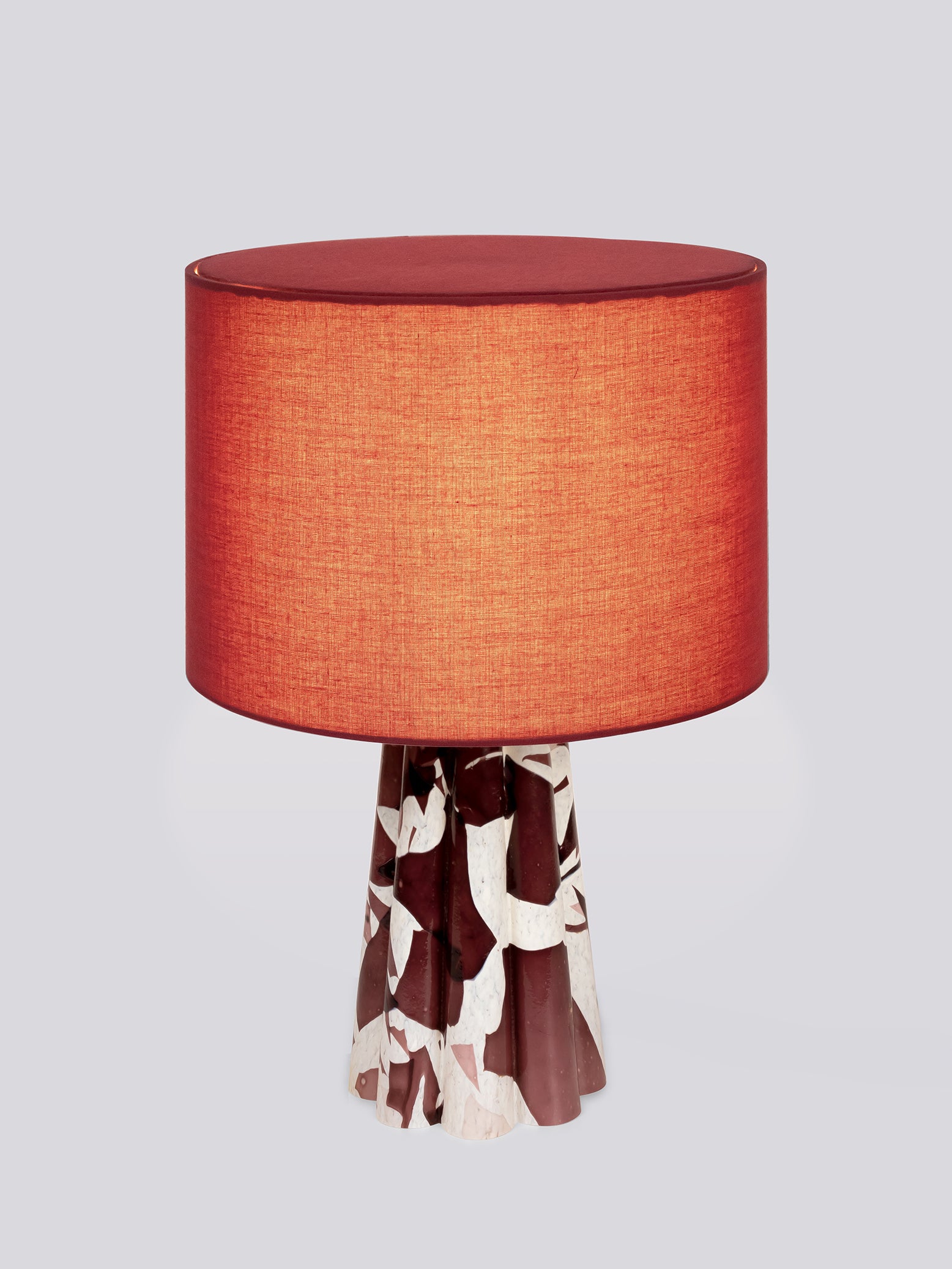 PURPLE BUCKET LAMP / ROPE